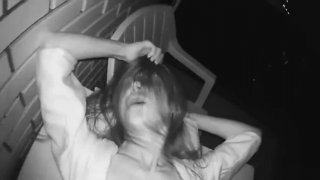 Sahabat meniduri istri saya dengan keras - seks curang buatan sendiri