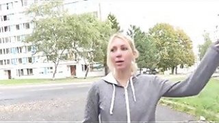 Remaja ceko gipsi wanessa manis kacau dengan pria terangsang dewasa pantat besar milf