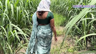 Seksi komal menjadi liar di lapangan tebu - desi bhabhi kacau doggystyle keras di luar ruangan