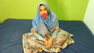 Desi Bhabhi Fucks Step Brother - Seks hardcore buatan sendiri dengan pembicaraan kotor