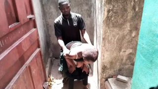Persetan luar ruangan Afrika panas dengan Lani - Doggystyle, Blowjob, dan Creampie