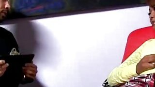 Kymora Lee mendapat mulut dan vagina bercinta dengan beberapa dudes