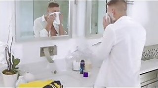 Creampie rubah betina perayaan perguruan tinggi gaya vixen remaja amerika milf sepong